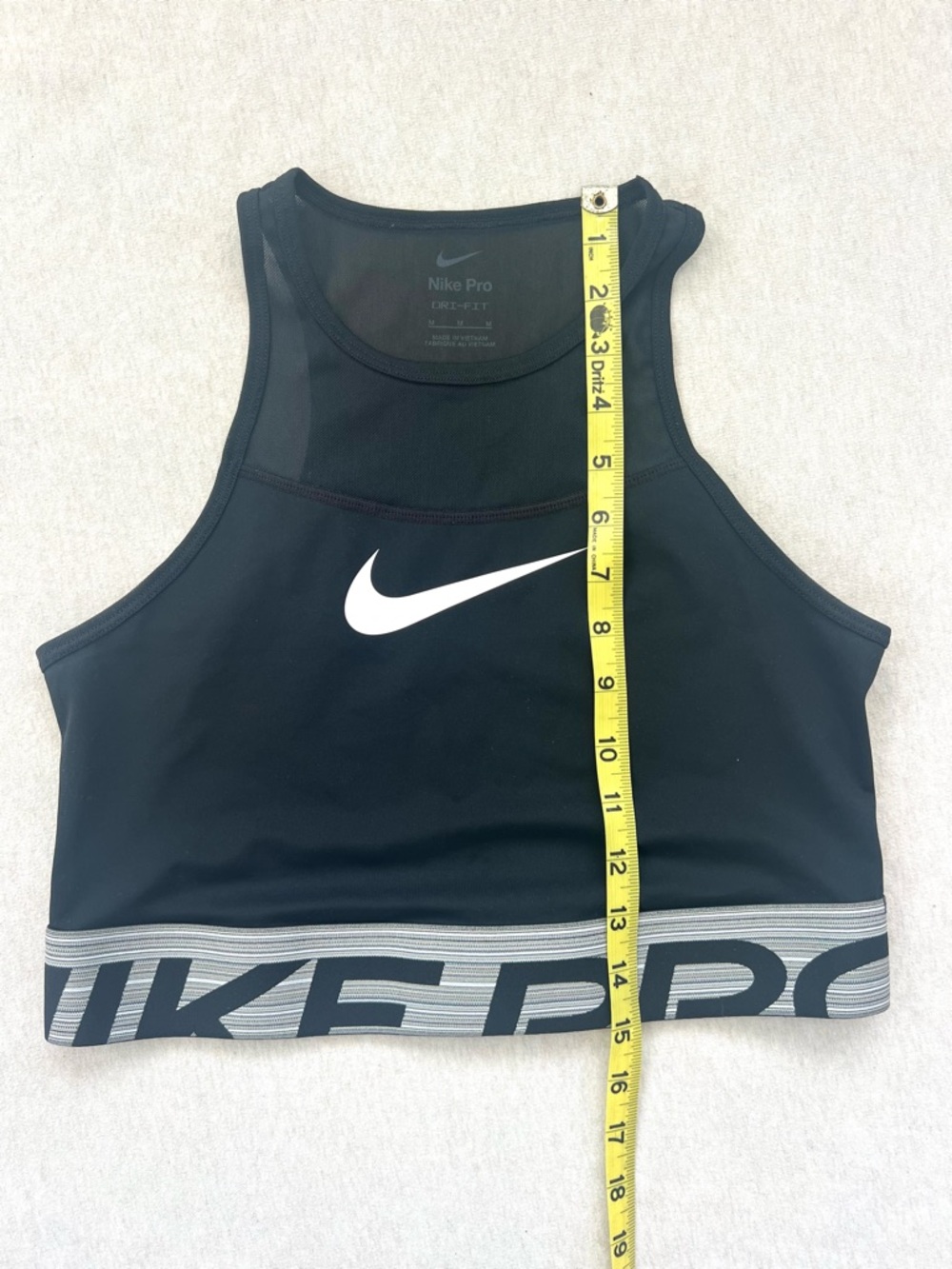 Athletic Nike Black Dri-FIT Performance sports crop top/sports bra - Picture 6 of 6